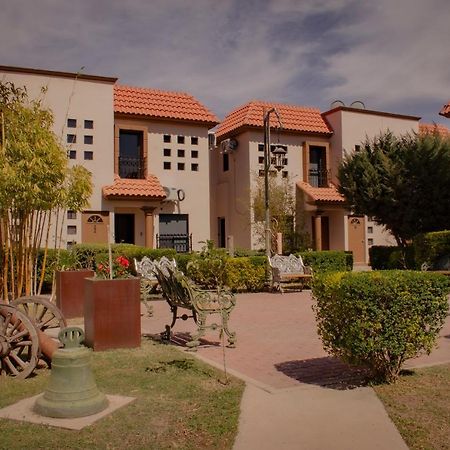 צ'יוואווה Suites Cervantes מראה חיצוני תמונה